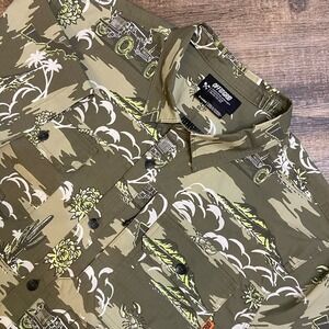 Off The Grid‎ Shirt Men's XL Camo Baja Outdoor Jeep Green Cactus Button Up New